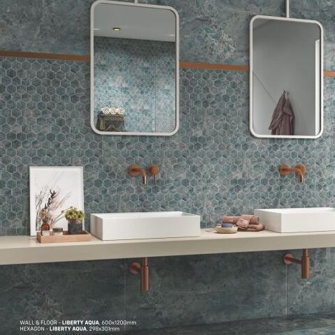 LIBERTY AQUA ULTRA GLOSSY
